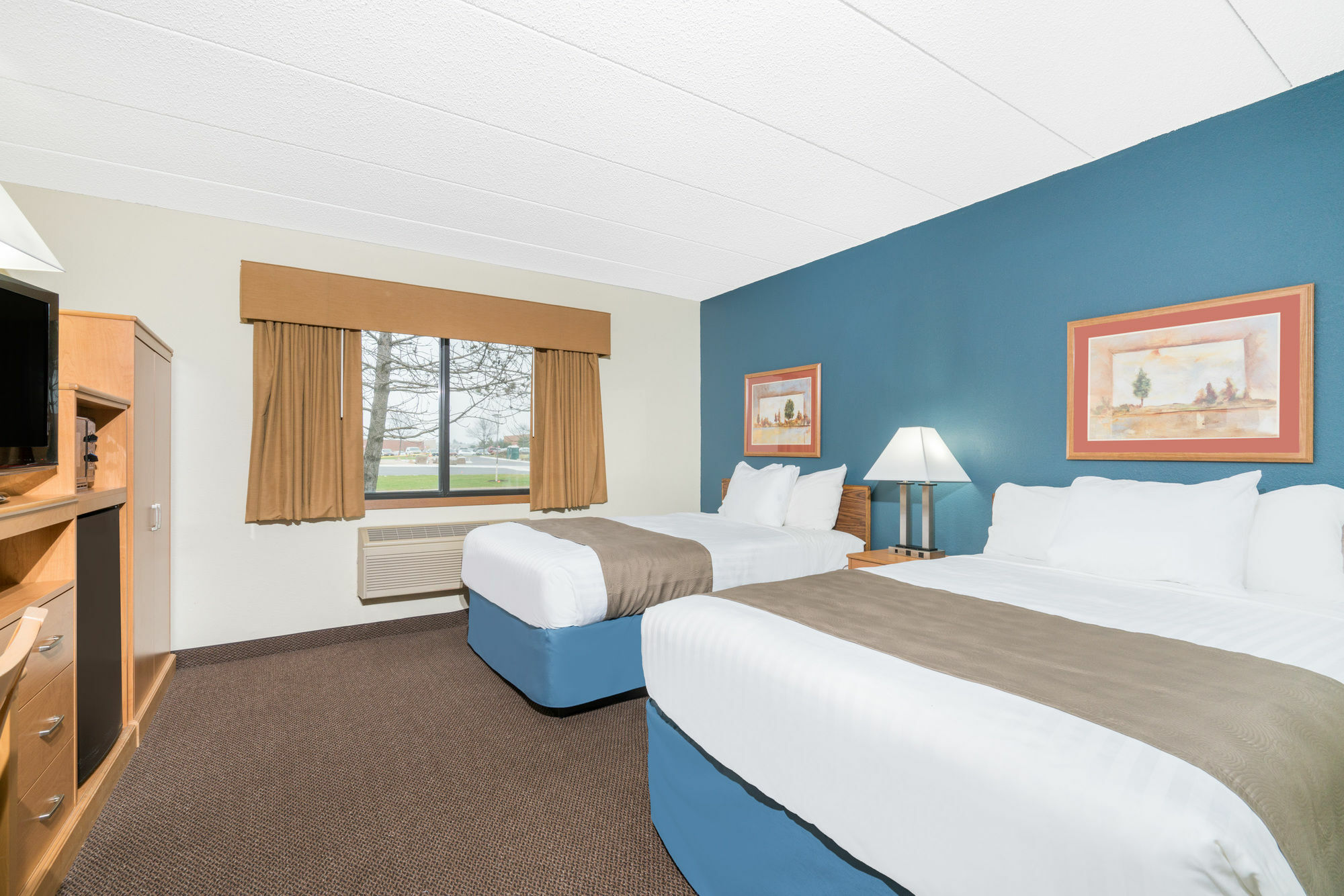 Days Inn & Suites By Wyndham Baxter Brainerd Area מראה חיצוני תמונה